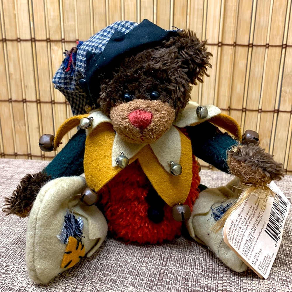 Ganz “Ding-a-ling” beanie bear